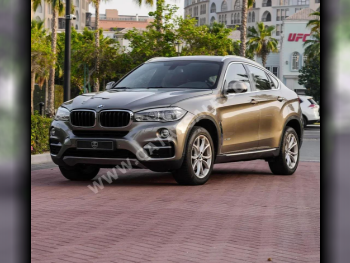 BMW  X-Series  X6  2017  Automatic  65,000 Km  6 Cylinder  Four Wheel Drive (4WD)  SUV  Gold
