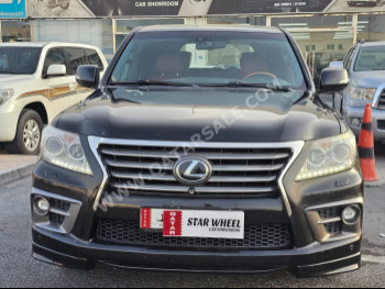 Lexus  LX  570  2014  Automatic  435,000 Km  8 Cylinder  Four Wheel Drive (4WD)  SUV  Black