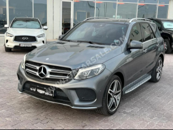 Mercedes-Benz  GLE  400  2017  Automatic  77,000 Km  6 Cylinder  Four Wheel Drive (4WD)  SUV  Gray
