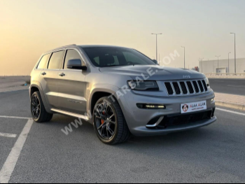 Jeep  Cherokee  Sport  2015  Automatic  153,000 Km  8 Cylinder  Four Wheel Drive (4WD)  SUV  Silver