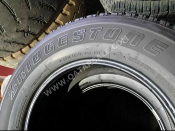 العجلات والجنوط (الرنقات) بريدجستون صنع في اليابان \  4 مواسم  2656517 ميليمتر  17"