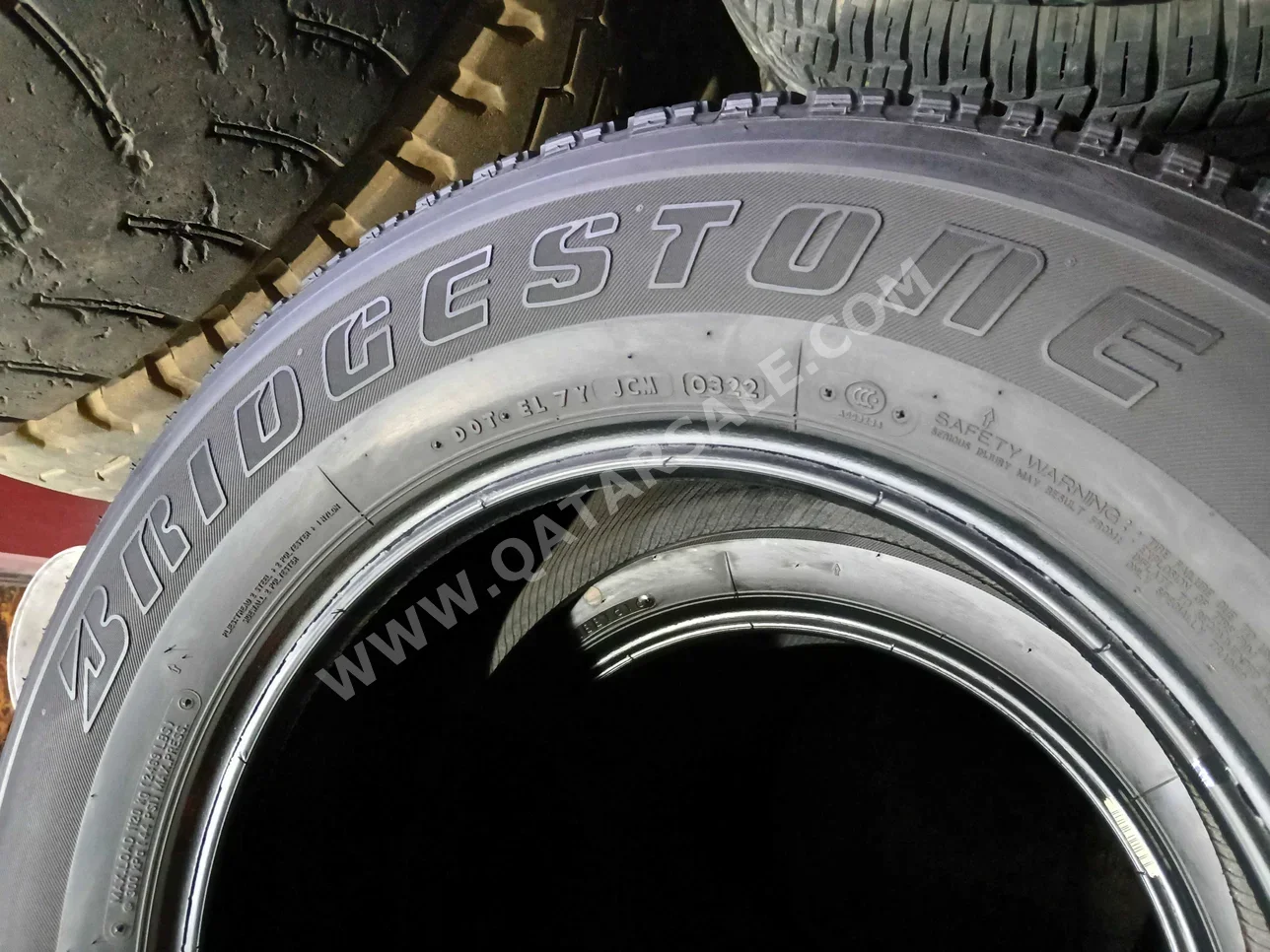 Tire & Rims Bridgeston Made in Japan /  4 Seasons  2656517 mm  17"