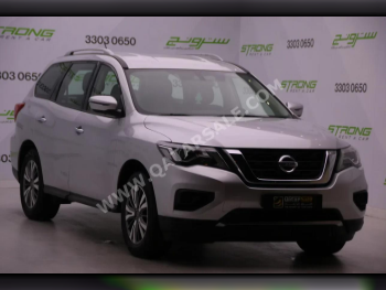 Nissan  Pathfinder  2020  Automatic  78,000 Km  6 Cylinder  Four Wheel Drive (4WD)  SUV  Silver