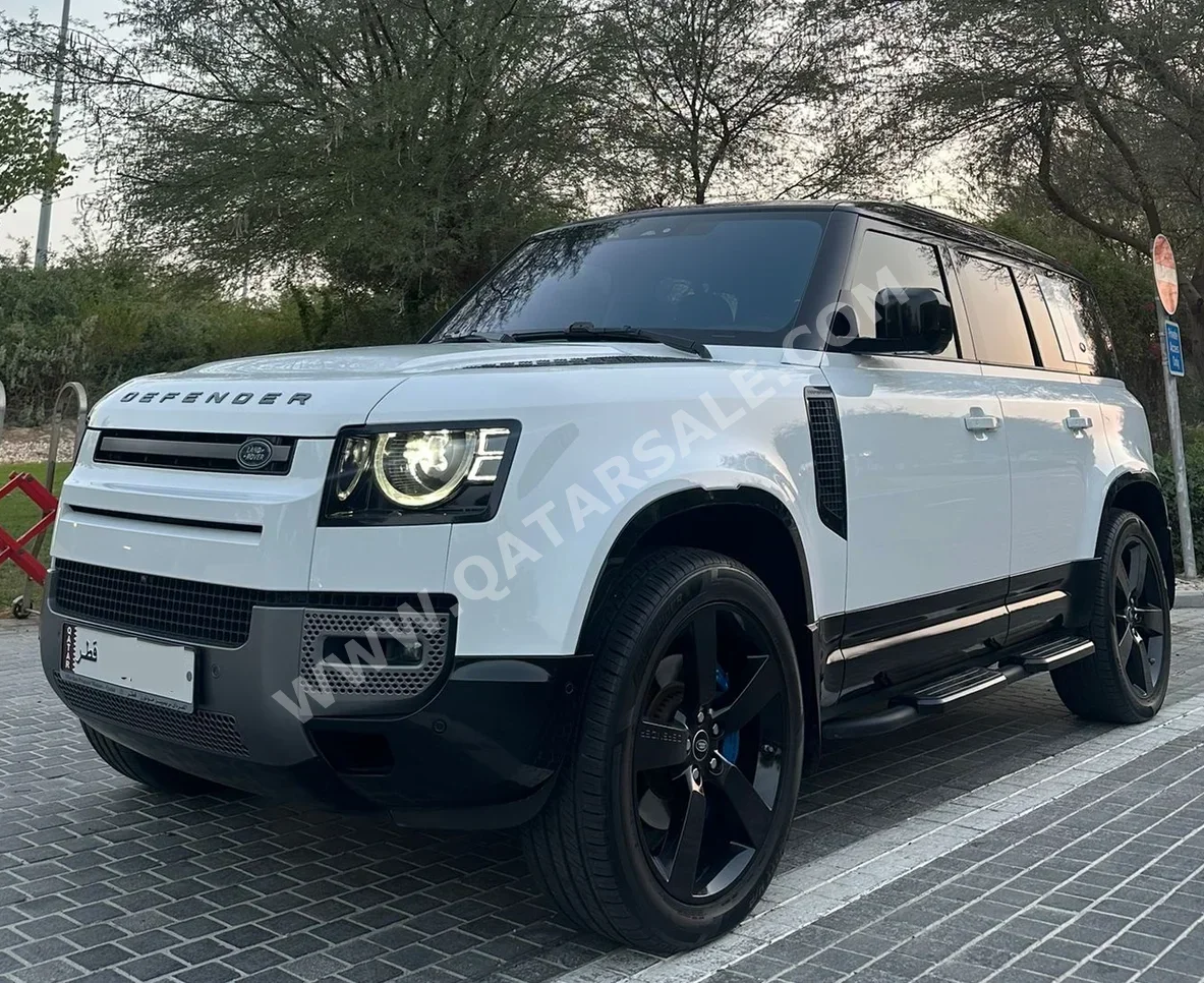 Land Rover  Defender  110  2020  Automatic  62,000 Km  6 Cylinder  Four Wheel Drive (4WD)  SUV  White