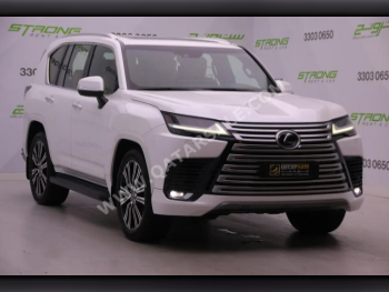 Lexus  LX  600 Luxury  2022  Automatic  113,000 Km  6 Cylinder  Four Wheel Drive (4WD)  SUV  White  With Warranty