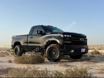 Chevrolet  Silverado  LT Trail Boss Z71  2021  Automatic  85,000 Km  8 Cylinder  Four Wheel Drive (4WD)  Pick Up  Black  With Warranty