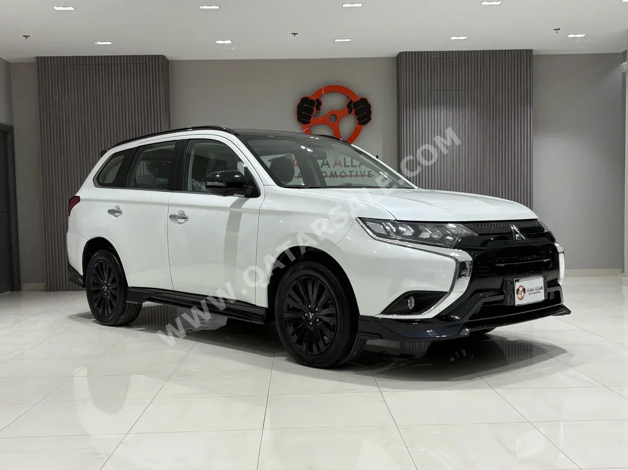 Mitsubishi  Outlander  Limited edition  2022  Automatic  0 Km  4 Cylinder  All Wheel Drive (AWD)  SUV  White  With Warranty
