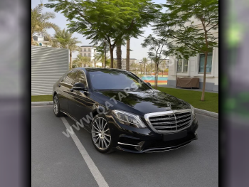 Mercedes-Benz  S-Class  400 AMG  2015  Automatic  160,000 Km  6 Cylinder  Rear Wheel Drive (RWD)  Sedan  Black