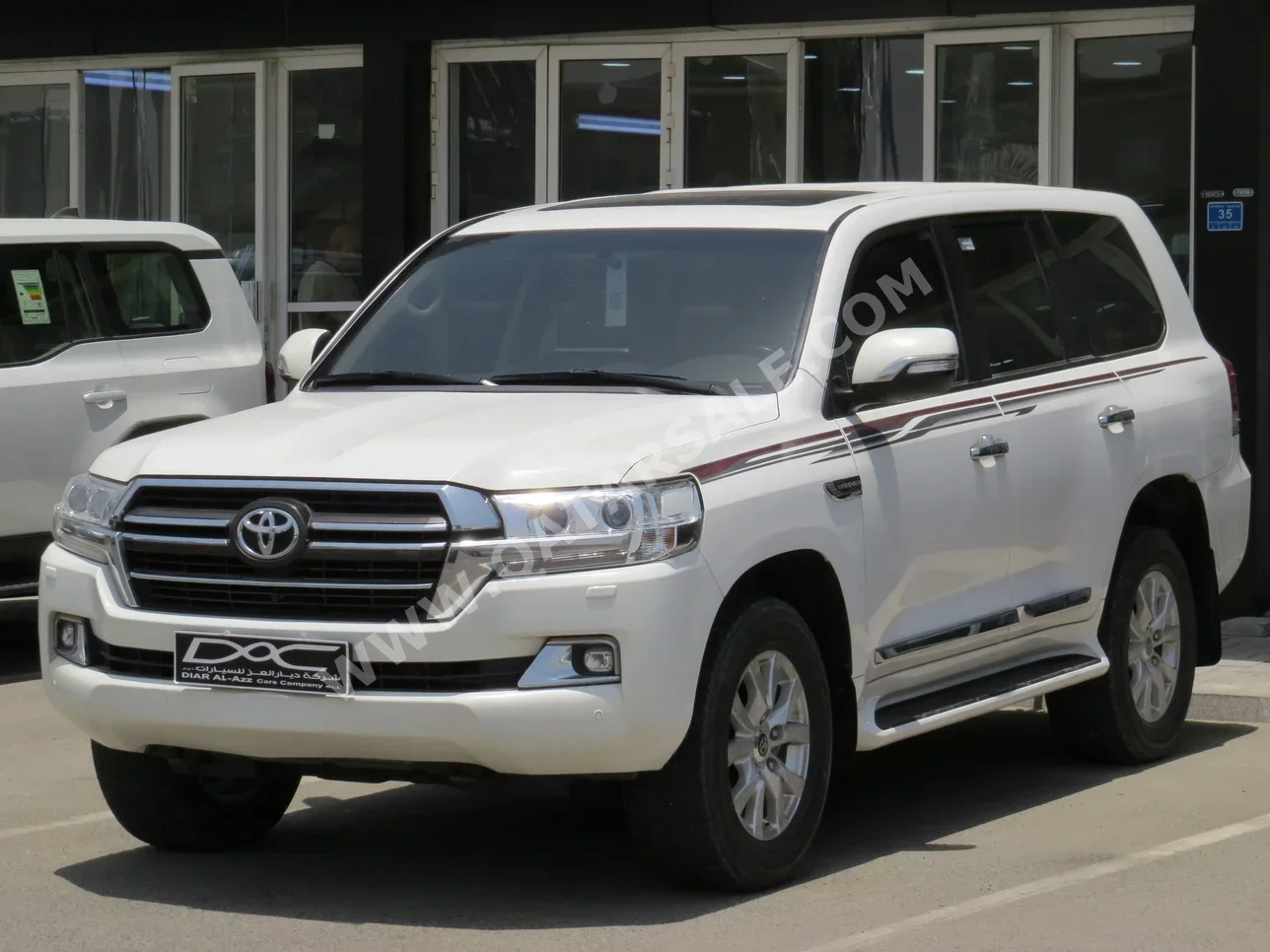 Toyota  Land Cruiser  GXR  2020  Automatic  200,000 Km  8 Cylinder  Four Wheel Drive (4WD)  SUV  White