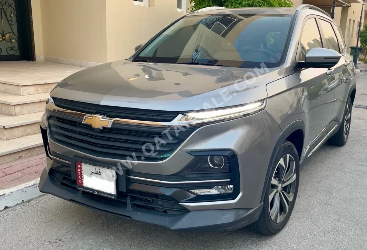 Chevrolet  Captiva  Premier  2024  Automatic  23,650 Km  4 Cylinder  Front Wheel Drive (FWD)  SUV  Silver  With Warranty