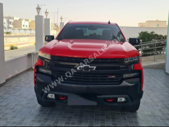 Chevrolet  Silverado  LT  2020  Automatic  119,113 Km  8 Cylinder  Four Wheel Drive (4WD)  Pick Up  Red