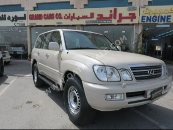 Lexus  LX  470  2004  Automatic  310,000 Km  8 Cylinder  Four Wheel Drive (4WD)  SUV  Gold