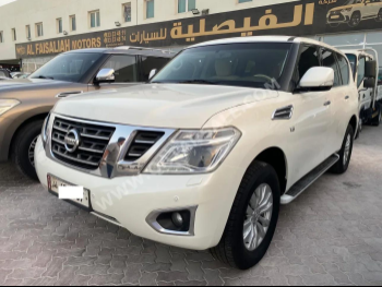 نيسان  باترول  اس اي  2014  اوتوماتيك  348,000 كم  8 سلندر  دفع رباعي  اس يو في  أبيض