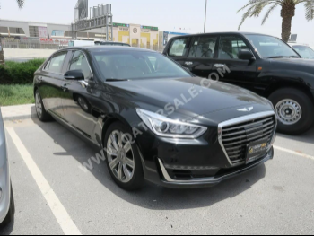 جينيسيس  جي 90  2017  اوتوماتيك  134,000 كم  8 سلندر  دفع كلي مستمر  سيدان  أسود