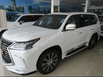 Lexus  LX  570 S  2021  Automatic  66,000 Km  8 Cylinder  Four Wheel Drive (4WD)  SUV  White