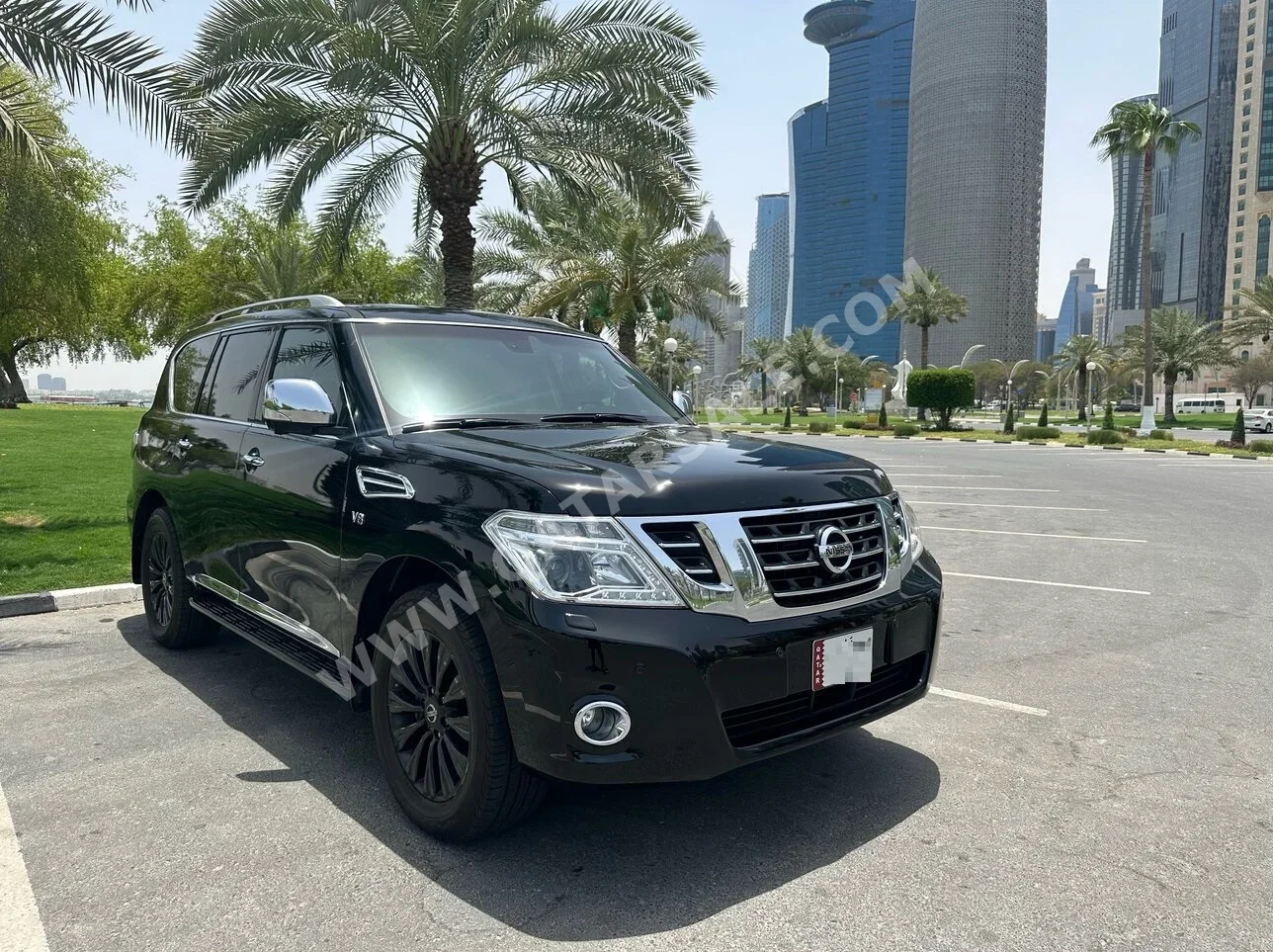 Nissan  Patrol  Platinum  2015  Automatic  152,000 Km  8 Cylinder  Four Wheel Drive (4WD)  SUV  Black