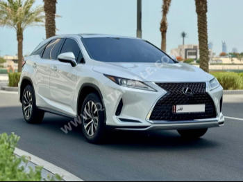 Lexus  RX  350  2022  Automatic  30,000 Km  6 Cylinder  Four Wheel Drive (4WD)  SUV  White