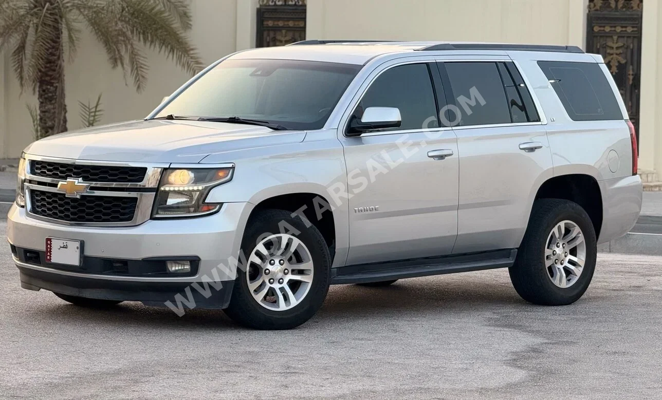 Chevrolet  Tahoe  LT  2017  Automatic  179,000 Km  8 Cylinder  Four Wheel Drive (4WD)  SUV  Gray