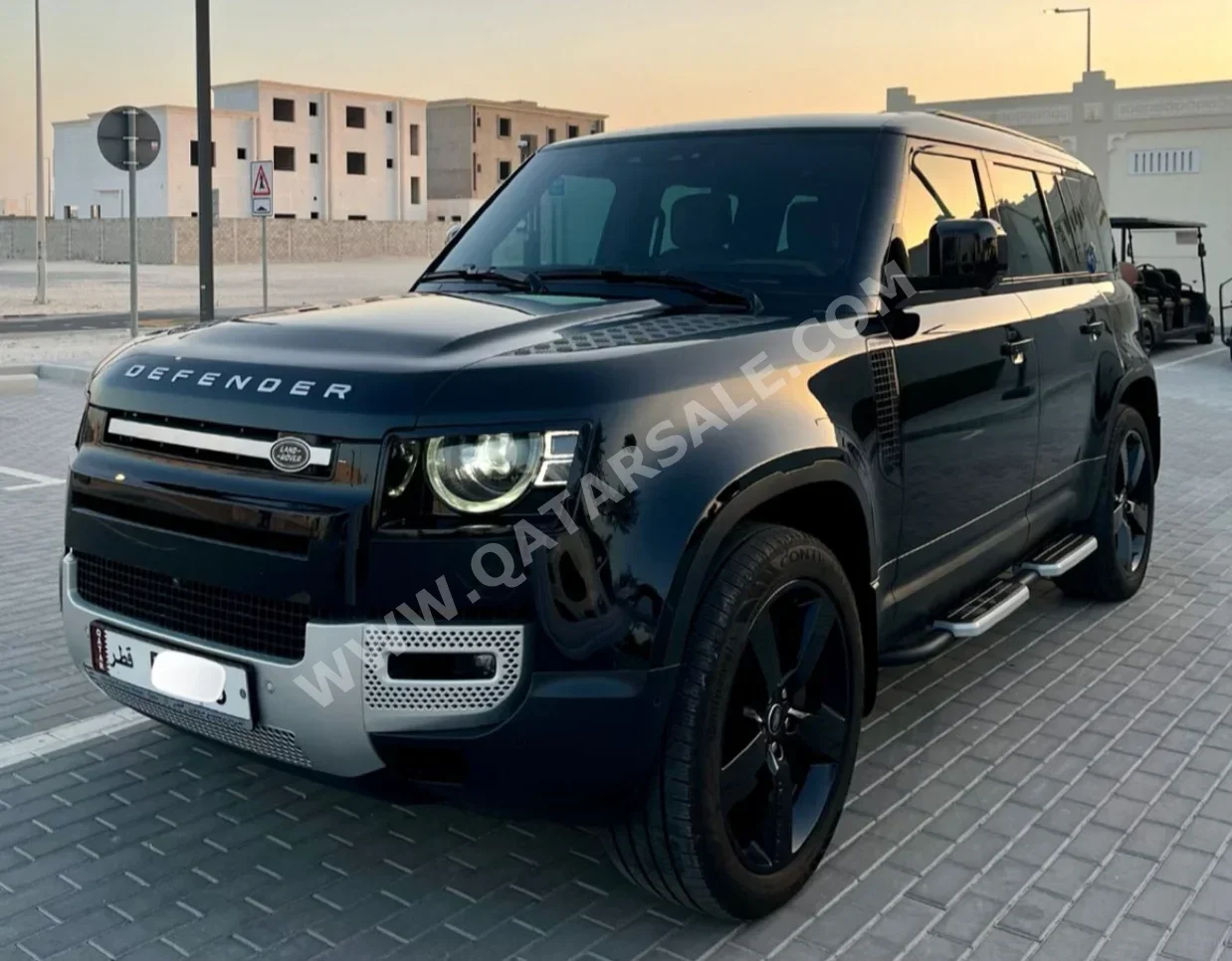 Land Rover  Defender  110 HSE  2023  Automatic  33,000 Km  6 Cylinder  Four Wheel Drive (4WD)  SUV  Black  With Warranty