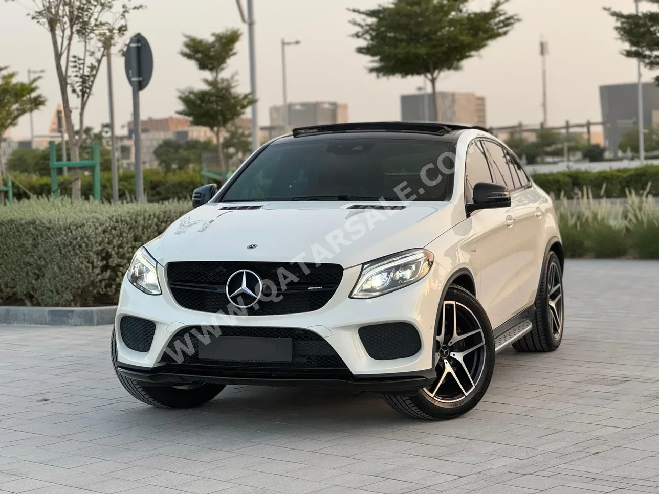 Mercedes-Benz  GLE  43 AMG  2019  Automatic  50,000 Km  6 Cylinder  Four Wheel Drive (4WD)  SUV  White