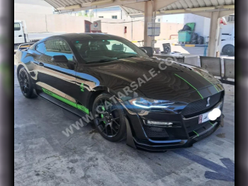 Ford  Mustang  Ecoboost  2019  Automatic  40,000 Km  6 Cylinder  Rear Wheel Drive (RWD)  Coupe / Sport  Black