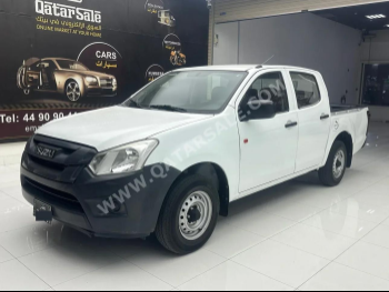 Isuzu  D-Max  2018  Manual  176,000 Km  4 Cylinder  Four Wheel Drive (4WD)  Pick Up  White