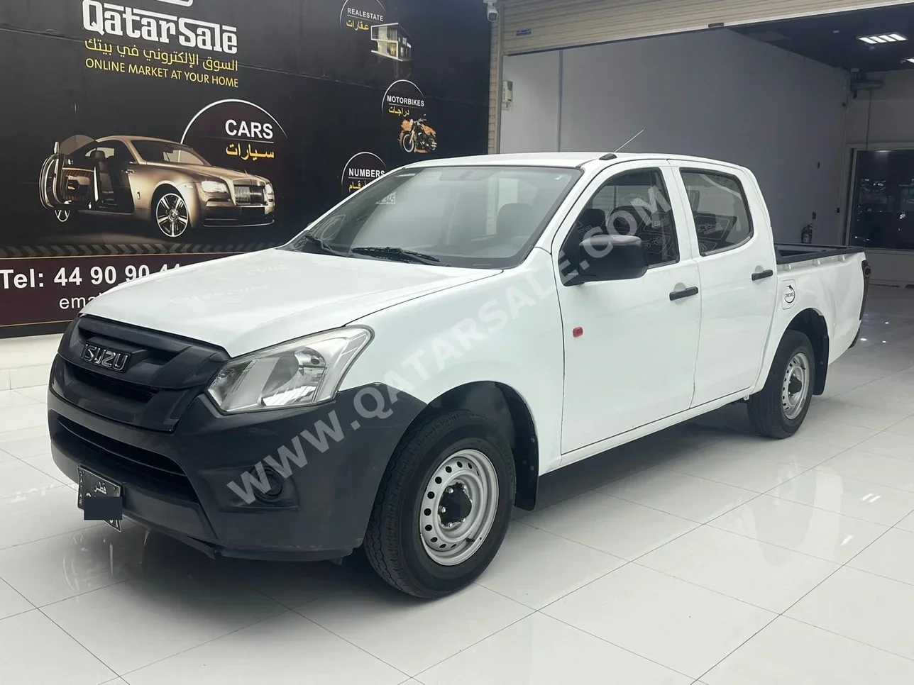 اسوزو دي-ماكس 2018 عادي 176,000 كم 4 سلندر دفع رباعي بيكب أبيض