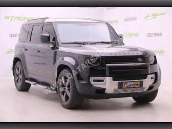 Land Rover  Defender  110 SE  2022  Automatic  75,000 Km  4 Cylinder  Four Wheel Drive (4WD)  SUV  Black  With Warranty