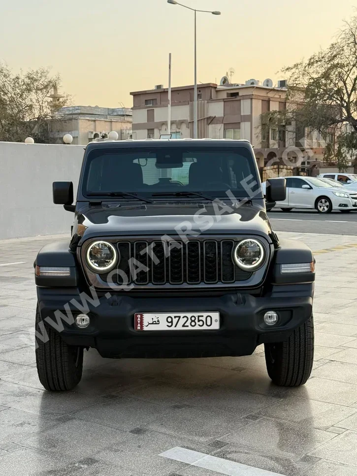 جييب  رانجلار  إس يو في 4 في 4  أسود  2025