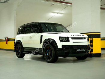 Land Rover  Defender  110  2022  Automatic  77,000 Km  6 Cylinder  Four Wheel Drive (4WD)  SUV  White  With Warranty