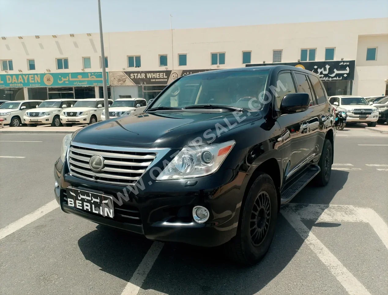 Lexus  LX  570  2009  Automatic  302,000 Km  8 Cylinder  Four Wheel Drive (4WD)  SUV  Black
