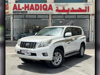  تويوتا  برادو  2010  اوتوماتيك  305,000 كم  6 سلندر  دفع رباعي  اس يو في  أبيض  تحت الضمان