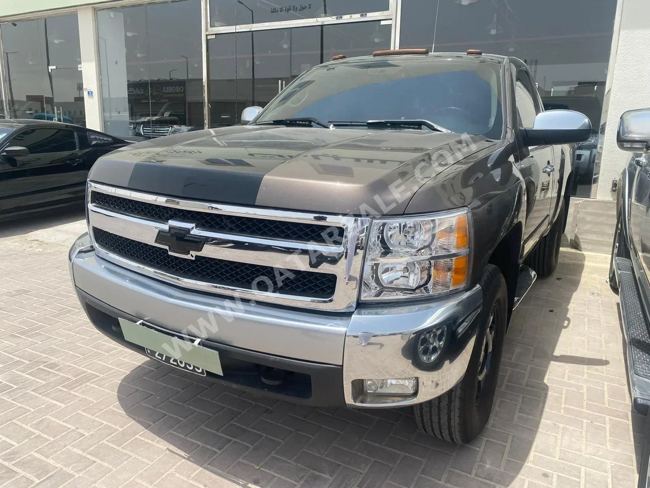 Chevrolet  Silverado  2009  Automatic  328,000 Km  8 Cylinder  Four Wheel Drive (4WD)  Pick Up  Gray