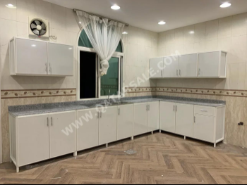 Kitchen Cabinets & Drawers - White  - Qatar