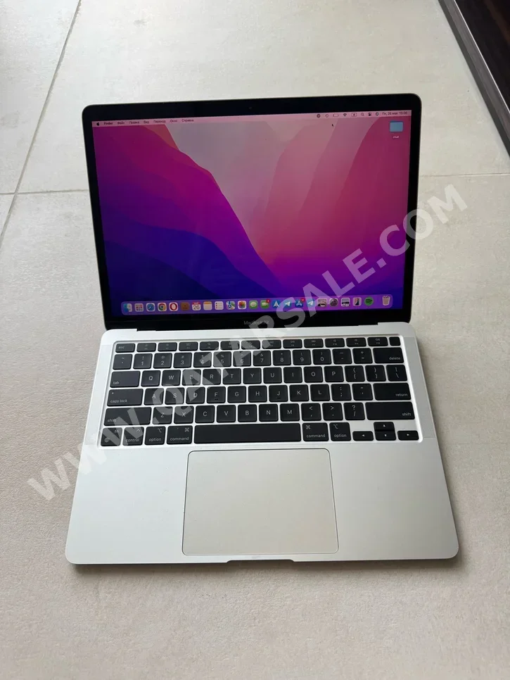 Laptops Apple  - MacBook Air  2020  - Grey  - MacOS  - Apple  - M1  -Memory (Ram): 8 GB