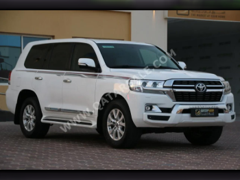 Toyota  Land Cruiser  GXR  2021  Automatic  159,000 Km  8 Cylinder  Four Wheel Drive (4WD)  SUV  White