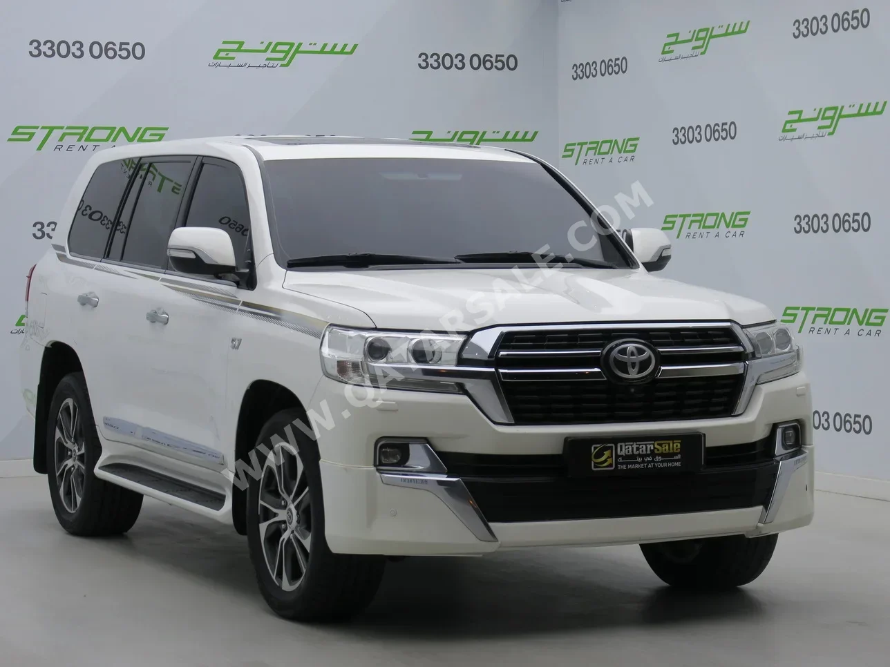 Toyota  Land Cruiser  VXR  2017  Automatic  224,000 Km  8 Cylinder  Four Wheel Drive (4WD)  SUV  White