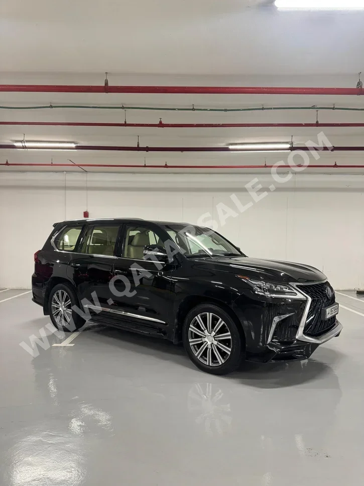 Lexus  LX  570 S  2016  Automatic  180,000 Km  8 Cylinder  Four Wheel Drive (4WD)  SUV  Black