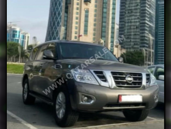 Nissan  Patrol  SE  2016  Automatic  155,000 Km  8 Cylinder  Four Wheel Drive (4WD)  SUV  Gray