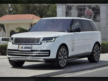 Land Rover  Range Rover  Vogue  Autobiography  2022  Automatic  39,000 Km  8 Cylinder  Four Wheel Drive (4WD)  SUV  White  With Warranty