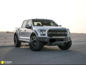 Ford  F  150 Raptor  2017  Automatic  75,000 Km  6 Cylinder  Four Wheel Drive (4WD)  Pick Up  White
