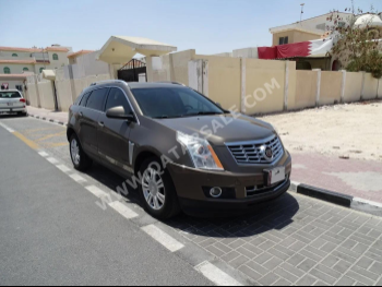 Cadillac  SRX  4  2014  Automatic  111,000 Km  6 Cylinder  Four Wheel Drive (4WD)  SUV  Gold