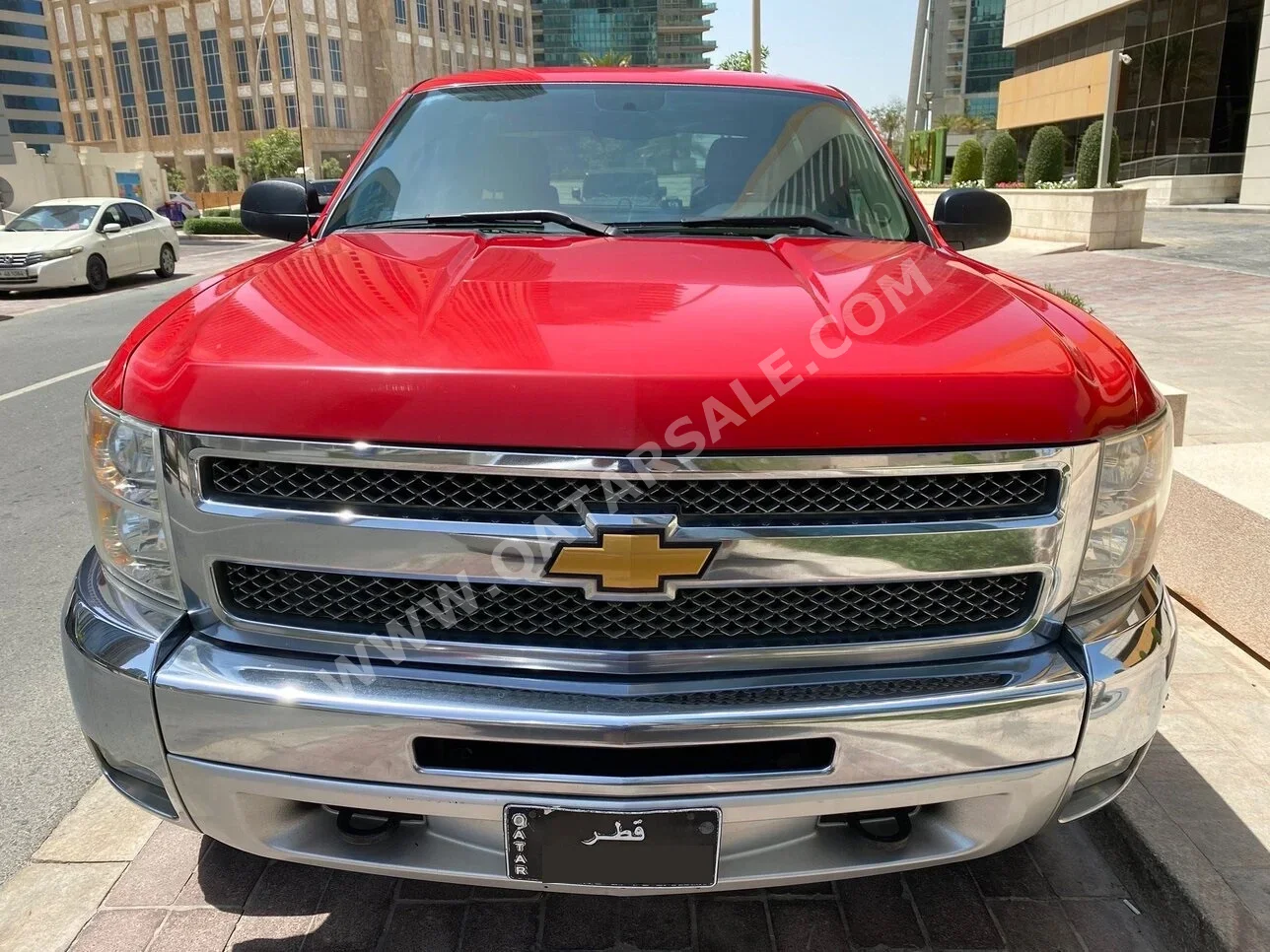 Chevrolet  Silverado  LT  2013  Automatic  147,000 Km  8 Cylinder  Four Wheel Drive (4WD)  Pick Up  Red