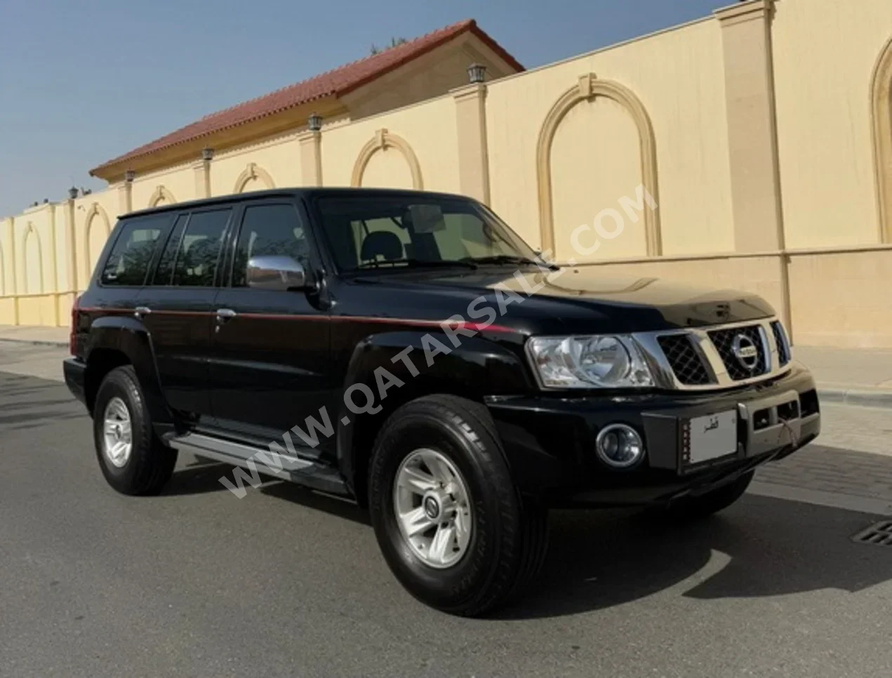 Nissan  Patrol  Safari  2022  Automatic  42,000 Km  6 Cylinder  Four Wheel Drive (4WD)  SUV  Black