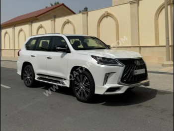 Lexus  LX  570 S  2020  Automatic  97,000 Km  8 Cylinder  Four Wheel Drive (4WD)  SUV  White