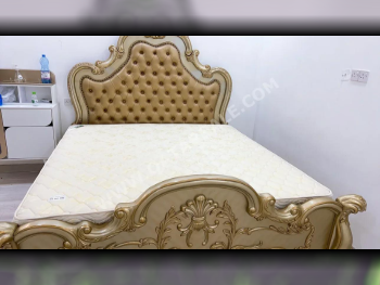 Beds - King  - Yellow