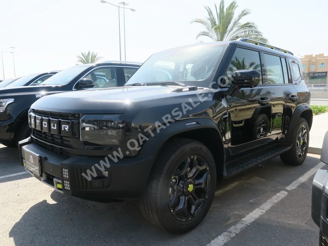 Jetour  T2  Luxury Plus  2025  Automatic  0 Km  4 Cylinder  Four Wheel Drive (4WD)  SUV  Black  With Warranty