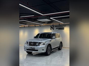 نيسان  باترول  بلاتنيوم  2016  اوتوماتيك  322,000 كم  8 سلندر  دفع رباعي  اس يو في  فضي