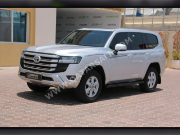 Toyota  Land Cruiser  GXR Twin Turbo  2022  Automatic  110,000 Km  6 Cylinder  Four Wheel Drive (4WD)  SUV  Silver