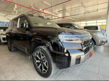 BYD  Leopard 8  Flagship  2025  Automatic  0 Km  4 Cylinder  Four Wheel Drive (4WD)  SUV  Black